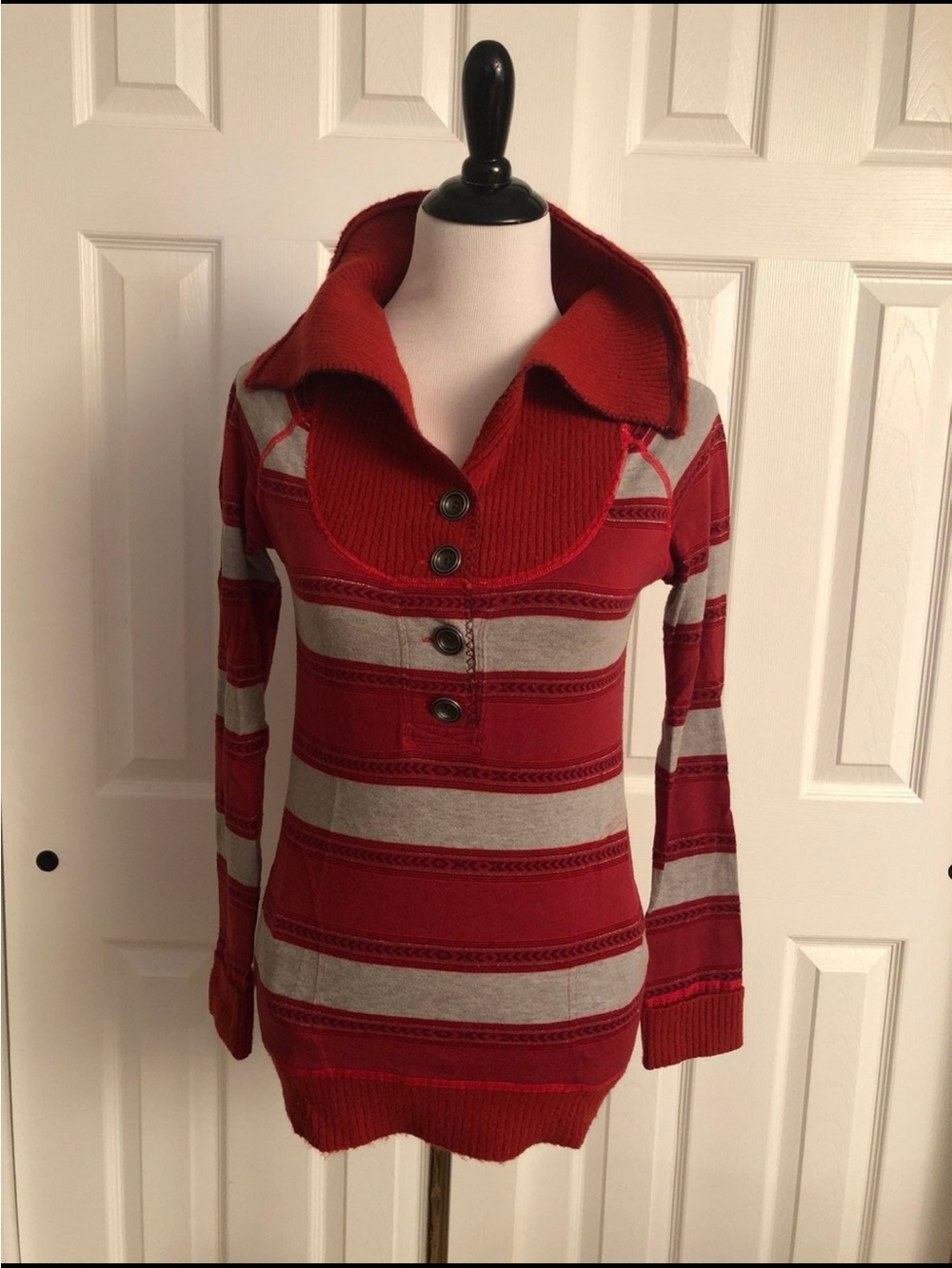 Free People Red Sweater Size Small